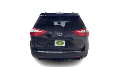 2019 Toyota Sienna XLE