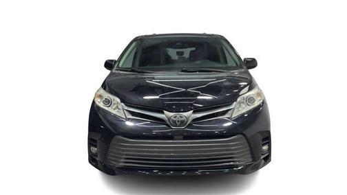 2019 Toyota Sienna XLE
