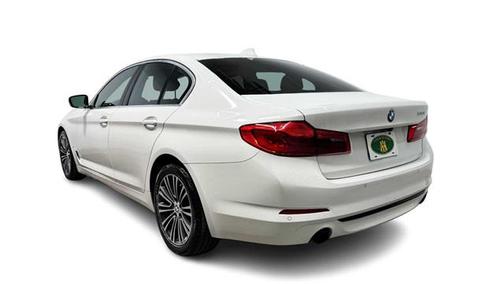 2019 BMW 530 i
