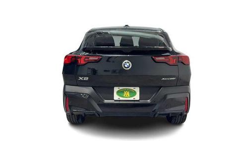 2025 BMW X2 xDrive28i