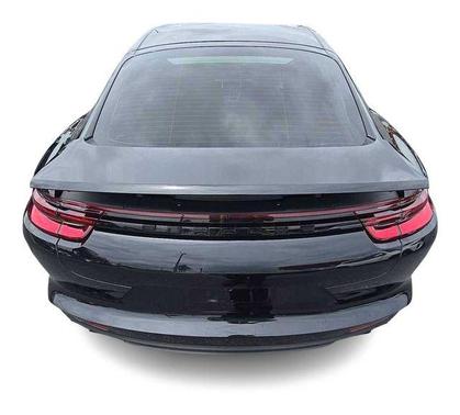 Jet Black Metallic 2019 Porsche Panamera 4