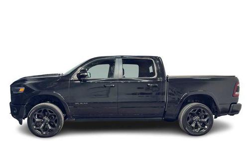 Diamond Black Crystal Pearlcoat 2021 RAM 1500 Limited