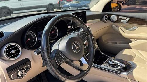 2016 Mercedes-Benz GLC 300 Base