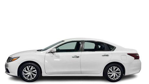 Glacier White 2018 Nissan Altima 2.5 S