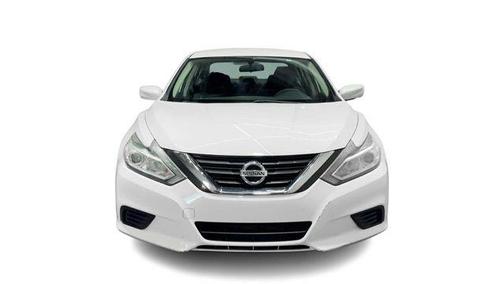 Glacier White 2018 Nissan Altima 2.5 S