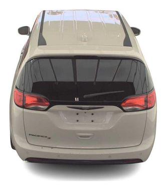 Luxury White Pearlcoat 2020 Chrysler Pacifica Touring
