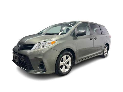 2018 Toyota Sienna SE