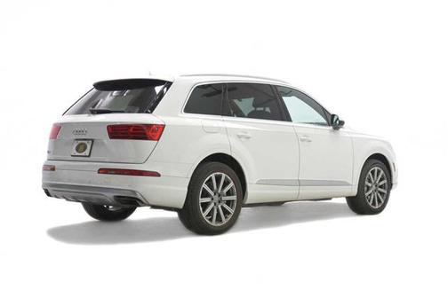 2019 Audi Q7 45 Premium Plus