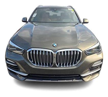 Manhattan Green Metallic 2020 BMW X5 sDrive40i