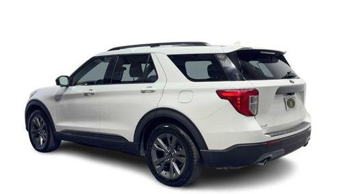 Star White Metallic Tri-Coat 2021 Ford Explorer XLT