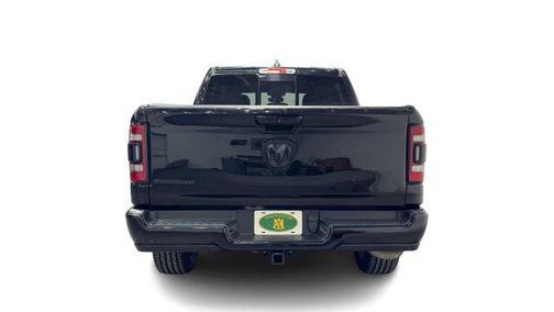 Diamond Black Crystal Pearlcoat 2022 RAM 1500 Big Horn/Lone Star