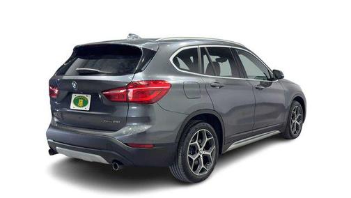 Mineral Gray Metallic 2018 BMW X1 sDrive28i