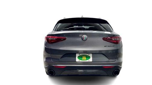 2019 Alfa Romeo Stelvio Base