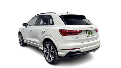 2022 Audi Q3 45 S line Premium Plus