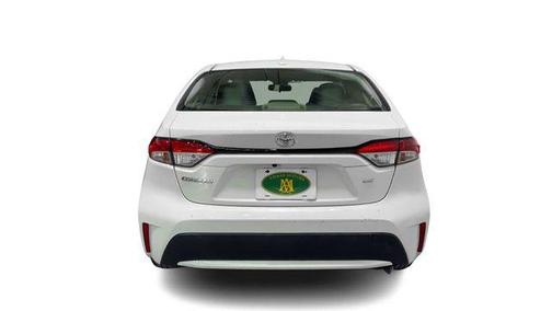 Blizzard Pearl 2021 Toyota Corolla LE