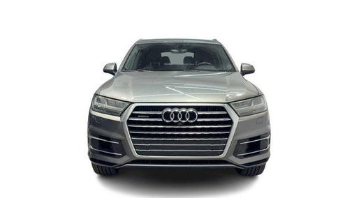Graphite Gray Metallic 2018 Audi Q7 3.0T Premium Plus