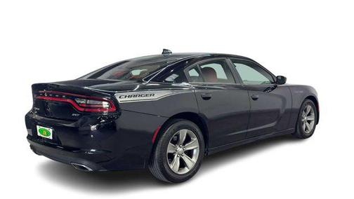 Pitch Black Clearcoat 2018 Dodge Charger SXT Plus