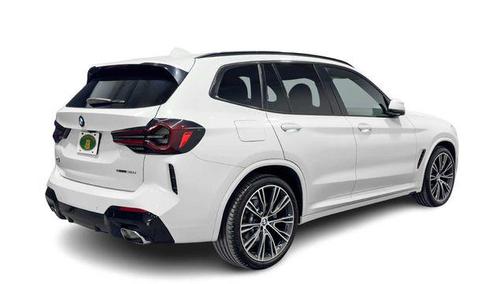 Mineral White Metallic 2022 BMW X3 sDrive30i