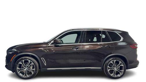 Sparkling Brown Metallic 2021 BMW X5 sDrive40i