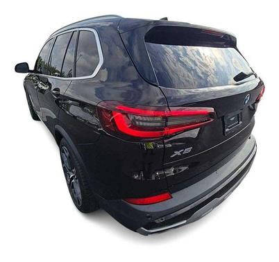 Sparkling Brown Metallic 2021 BMW X5 sDrive40i