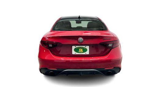 2019 Alfa Romeo Giulia Sport