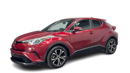 Pearl 2019 Toyota C-HR LE