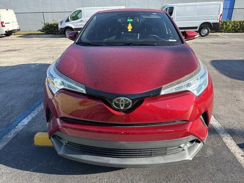 Pearl 2019 Toyota C-HR LE