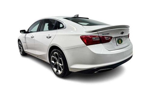 Summit White 2019 Chevrolet Malibu RS