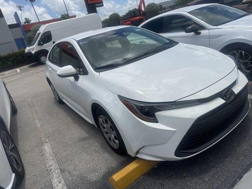 Ice 2023 Toyota Corolla LE