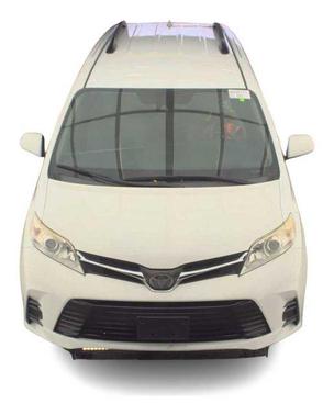 Super White 2020 Toyota Sienna LE