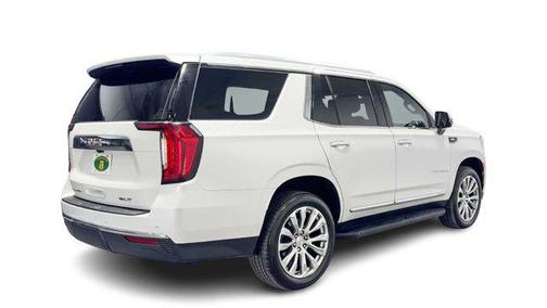 White Frost Tricoat 2021 GMC Yukon SLT