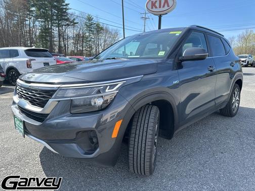 Gray 2021 Kia Seltos EX