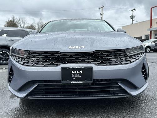 2022 Kia K5 LX