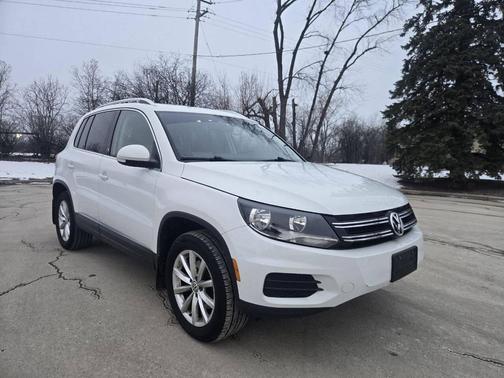 2017 Volkswagen Tiguan 2.0T Wolfsburg Edition