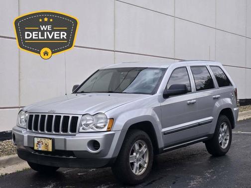 Gray 2007 Jeep Grand Cherokee Laredo