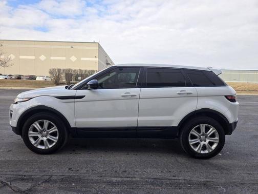 2017 Land Rover Range Rover Evoque SE