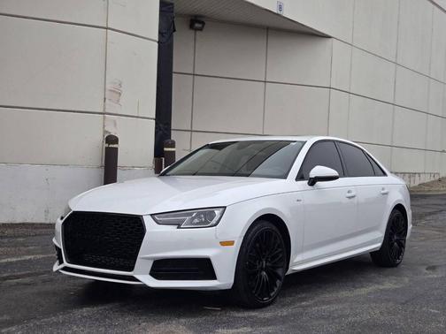 2017 Audi A4 Season of Audi ultra Premium