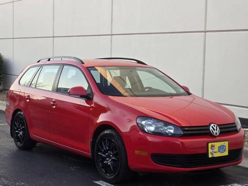 Tornado Red 2014 Volkswagen Jetta SportWagen Auto S