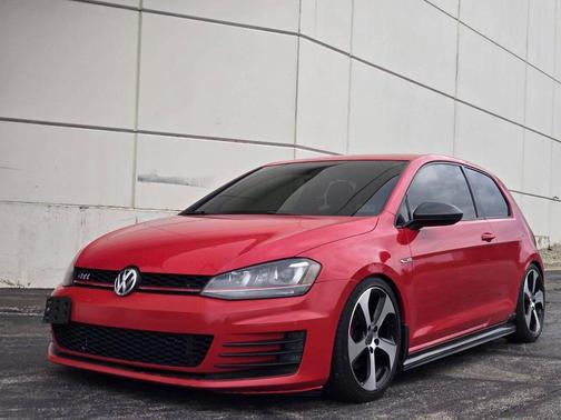 2015 Volkswagen Golf GTI 2.0T S 4-Door