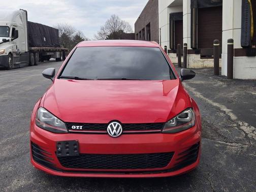 2015 Volkswagen Golf GTI 2.0T S 4-Door
