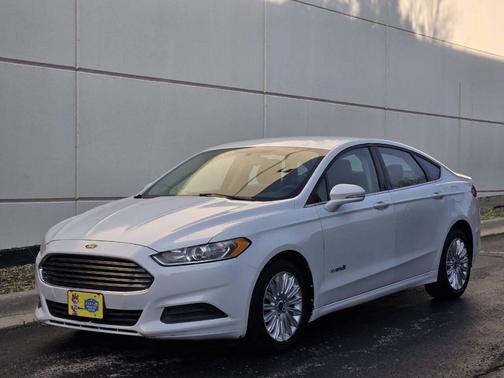 White 2013 Ford Fusion Hybrid SE Hybrid