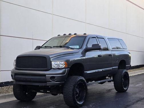 Gray 2005 Dodge Ram 2500 SLT Quad Cab