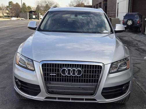 2011 Audi Q5 Premium Plus