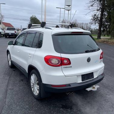 2011 Volkswagen Tiguan SEL
