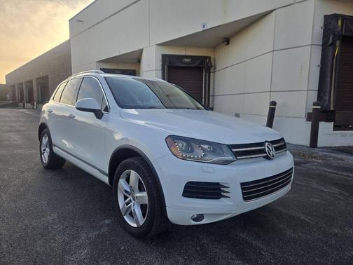 2013 Volkswagen Touareg VR6 Lux