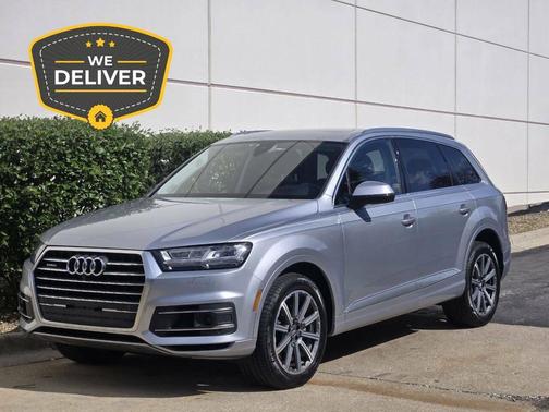 Silver 2018 Audi Q7 3.0T Prestige