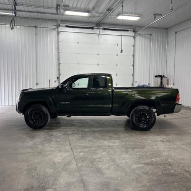 2013 Toyota Tacoma Base