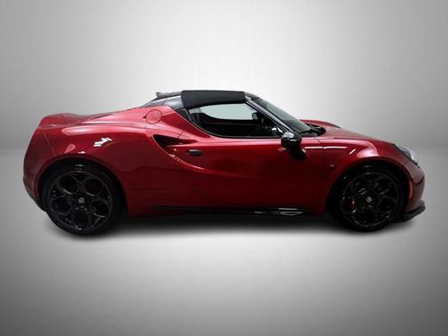 2018 Alfa Romeo 4C Spider Base
