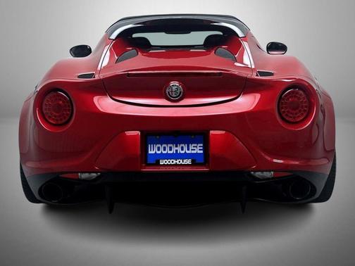 2018 Alfa Romeo 4C Spider Base