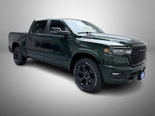Serrano Green Metallic 2026 RAM 1500 Big Horn/Lone Star